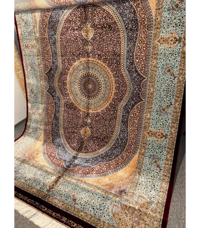Persian Machine made Tabriz Carpet, Size 5’x7’