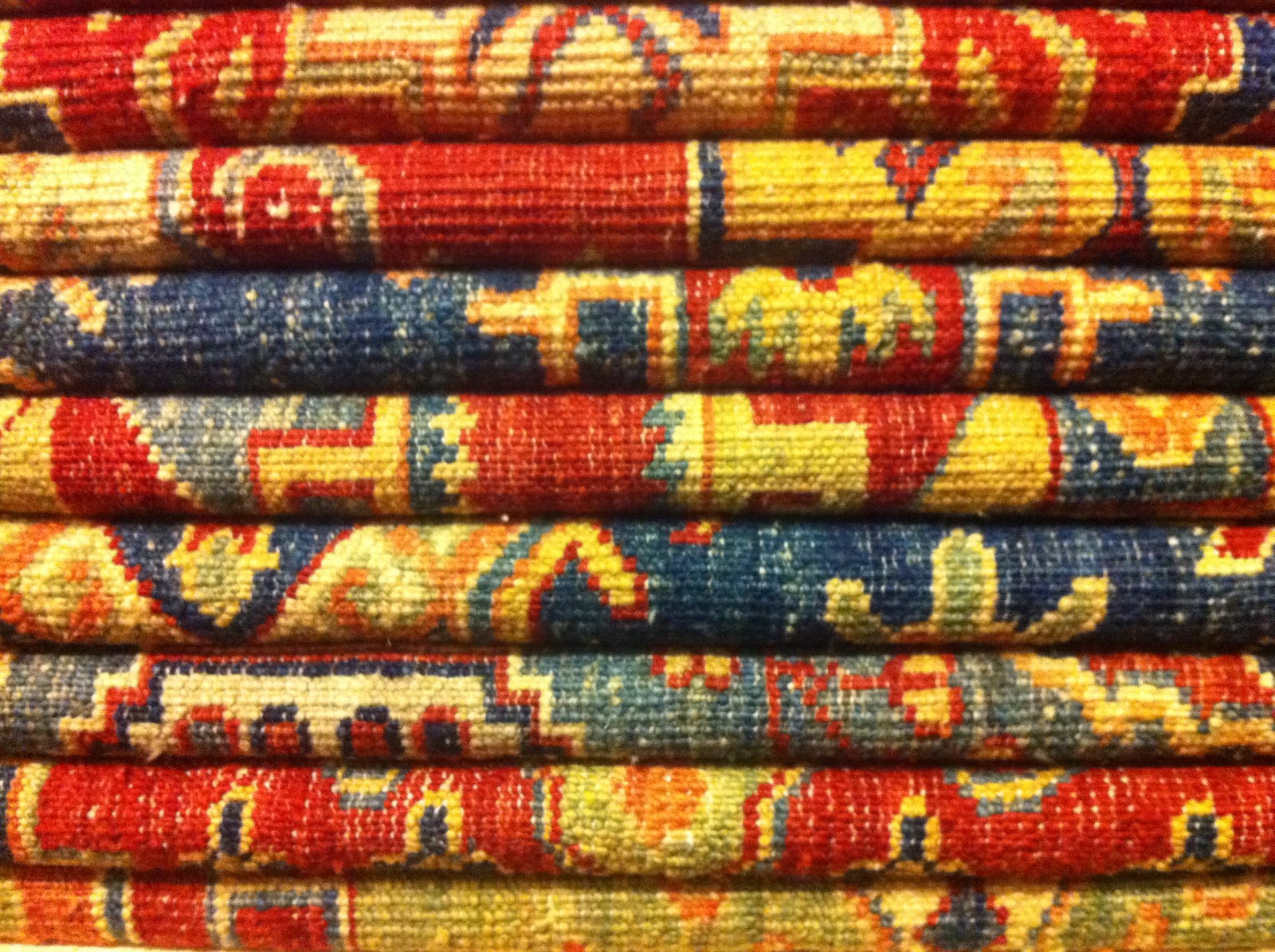 Machine made Floral Carpet